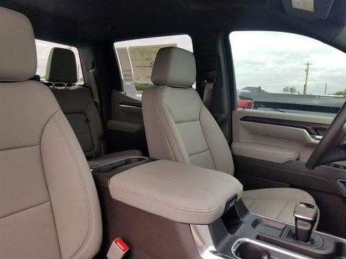 New 2026 GMC Sierra 1500 SLT AWD/4WD image 15