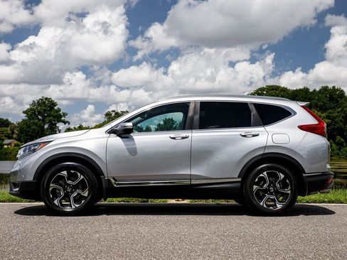 Used 2017 Honda CR-V Touring image 6