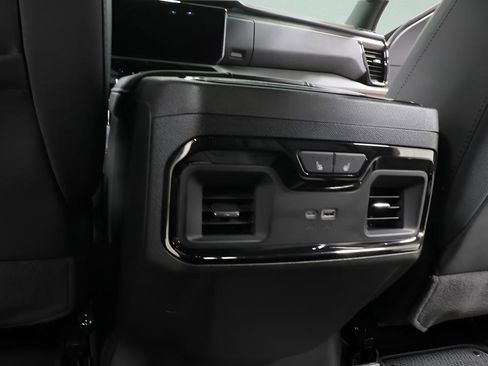 Used 2025 GMC Sierra 1500 AT4 w/ AT4 Preferred Package image 26