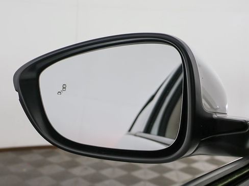 Used 2023 Honda Accord Touring image 38