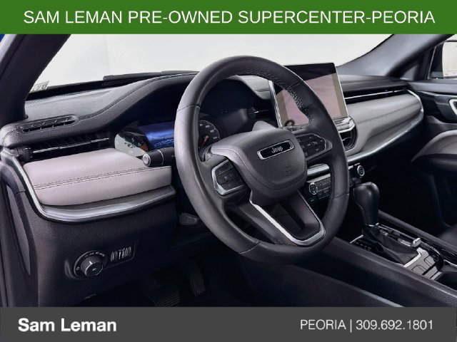 Used 2025 Jeep Compass Limited AWD/4WD image 9