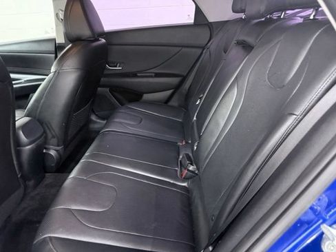 Used 2021 Hyundai Elantra Limited FWD image 21