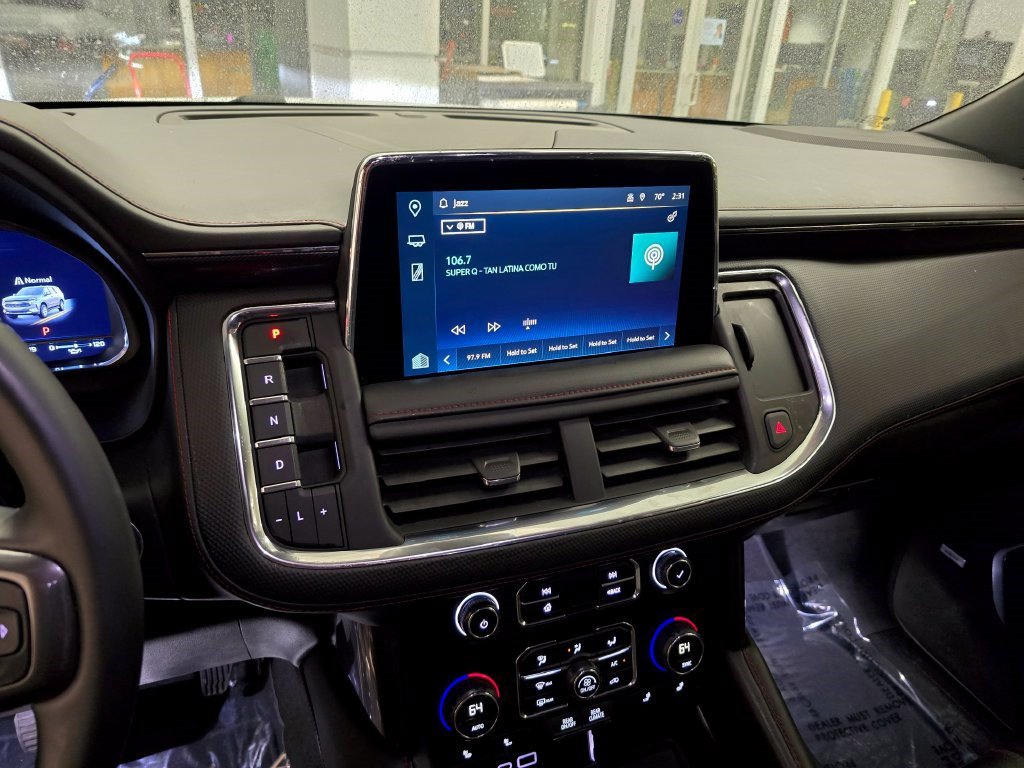 Used 2024 Chevrolet Suburban RST RWD image 24