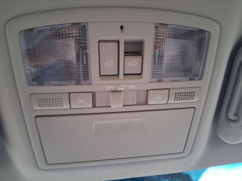 Used 2010 MAZDA CX-9 Touring w/ Moonroof & Bose Audio Pkg FWD image 27