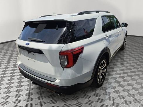 Certified 2023 Ford Explorer ST-Line w/ Class IV Trailer Tow Package RWD image 4
