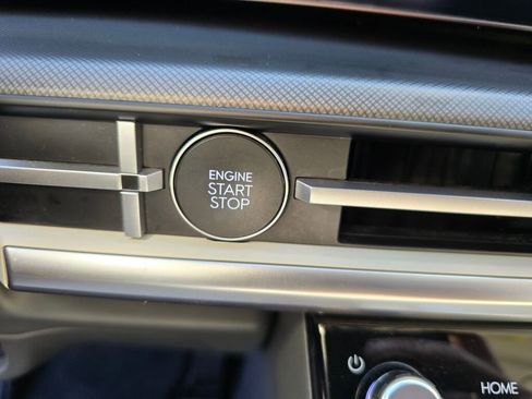 Used 2025 Hyundai Santa Fe SEL image 23