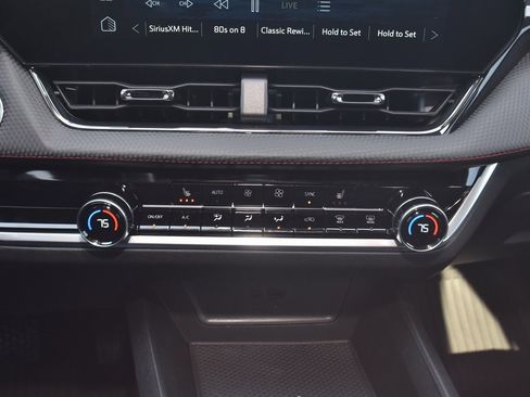 New 2026 Chevrolet Equinox RS w/ LPO, Floor Liner Package image 15