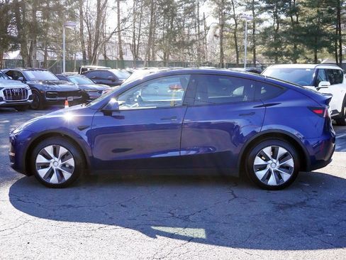 Used 2023 Tesla Model Y Long Range image 17