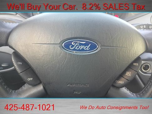 Used 2002 Ford Focus ZX5 Hatchback FWD image 21