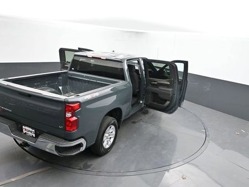 Used 2025 Chevrolet Silverado 1500 LT AWD/4WD image 64