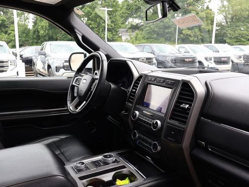 Used 2021 Ford Expedition XLT AWD/4WD image 39