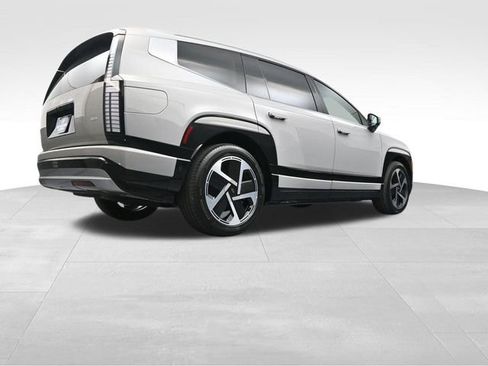 New 2026 Hyundai Ioniq 9 Limited image 38