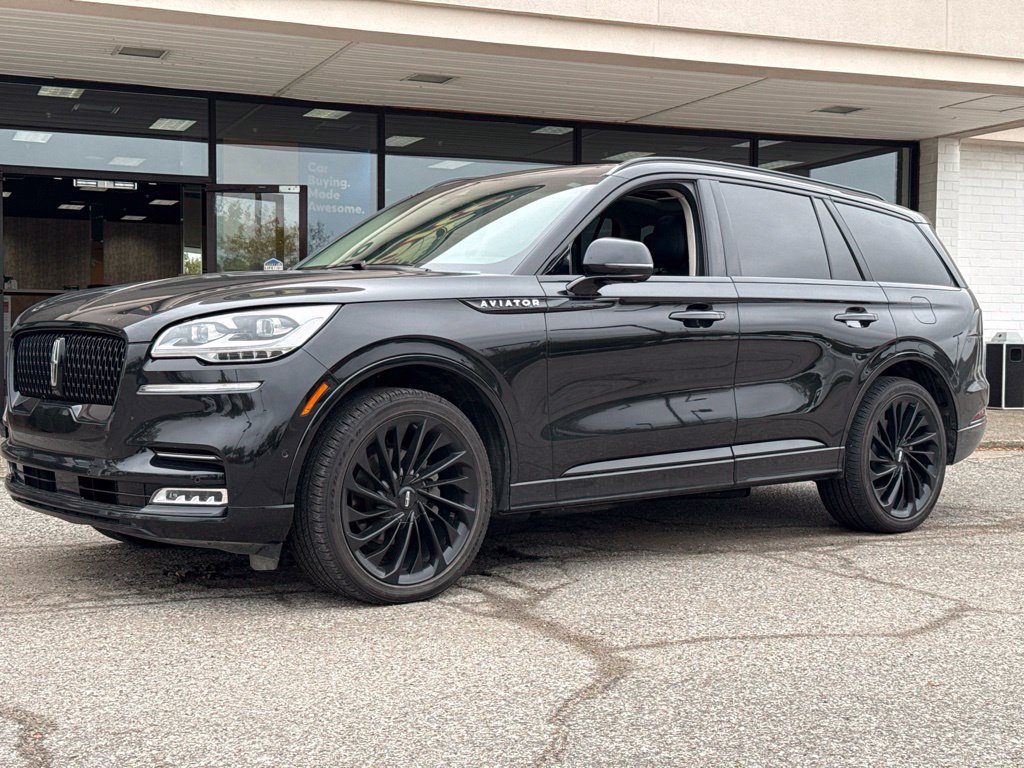 Used 2024 Lincoln Aviator Reserve w/ Equipment Group 201A AWD/4WD image 7