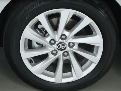 Certified 2024 Toyota Camry LE FWD image 37
