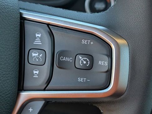 New 2026 RAM 1500 4x4 Crew Cab image 21