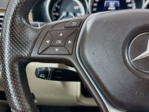 Used 2015 Mercedes-Benz E 350 Sedan image 18