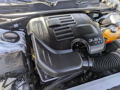 Used 2020 Dodge Challenger SXT image 21