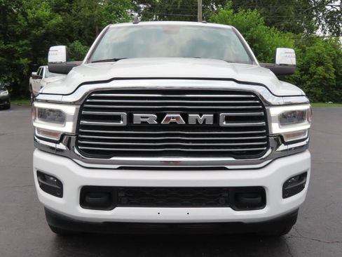 Used 2024 RAM 2500 Laramie AWD/4WD image 9