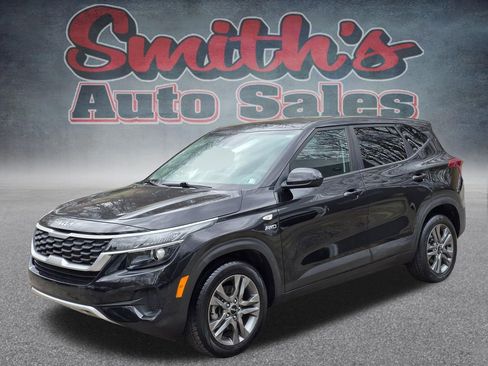 Used 2022 Kia Seltos LX image 3