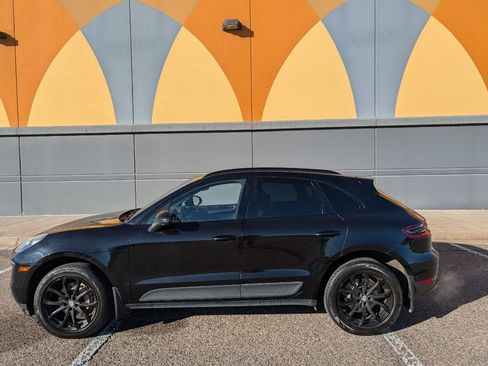 Used 2016 Porsche Macan S image 2