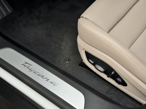 New 2025 Porsche Taycan image 25