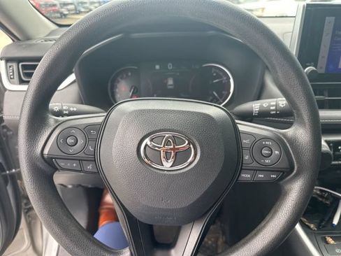Used 2023 Toyota RAV4 LE FWD image 6
