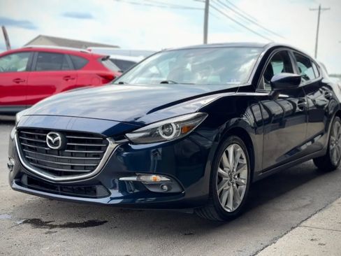 Used 2017 MAZDA MAZDA3 Grand Touring w/ Premium Equipment Package FWD image 6