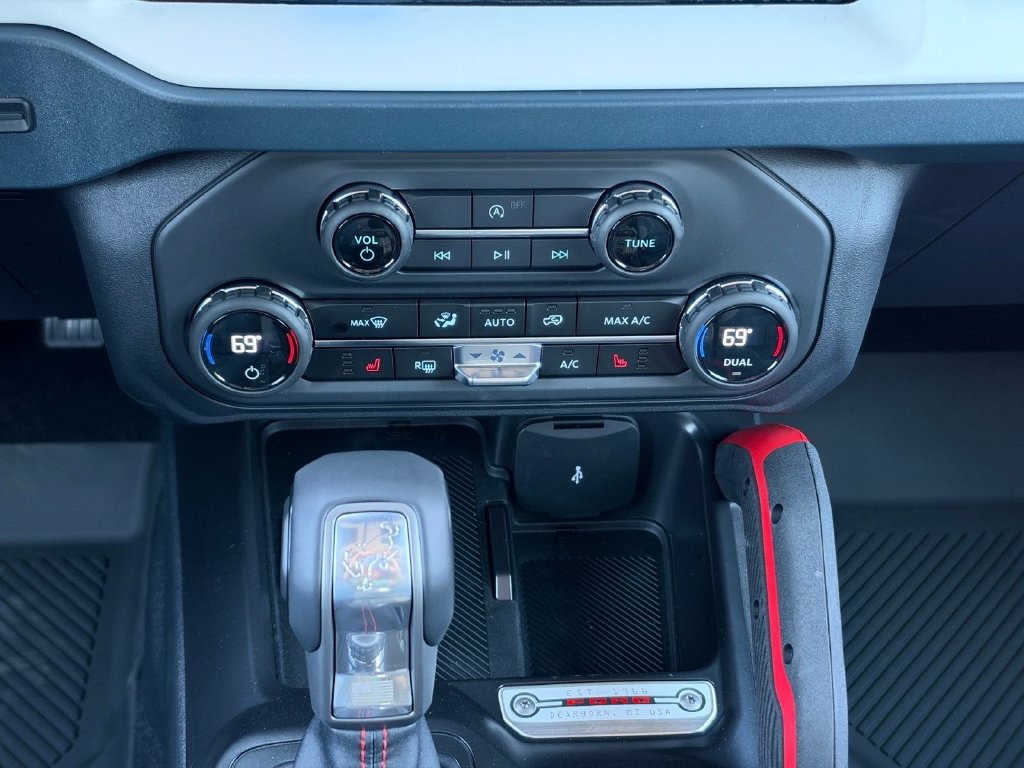 New 2026 Ford Bronco Heritage Edition AWD/4WD image 14