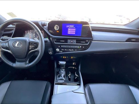 Certified 2024 Lexus ES 350 w/ Premium Package image 14