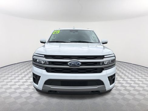 Used 2023 Ford Expedition Max XLT AWD/4WD image 2