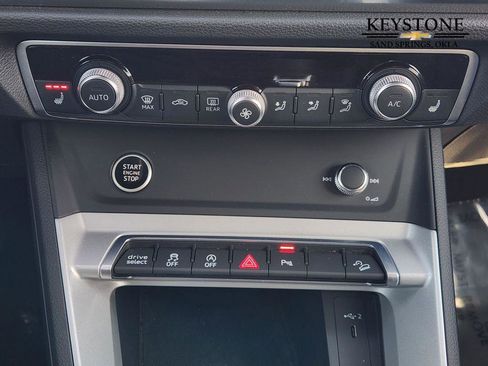 Used 2023 Audi Q3 2.0T Premium image 20