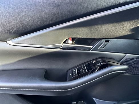 Used 2025 MAZDA CX-30 AWD 2.5 S w/ Preferred Package image 11