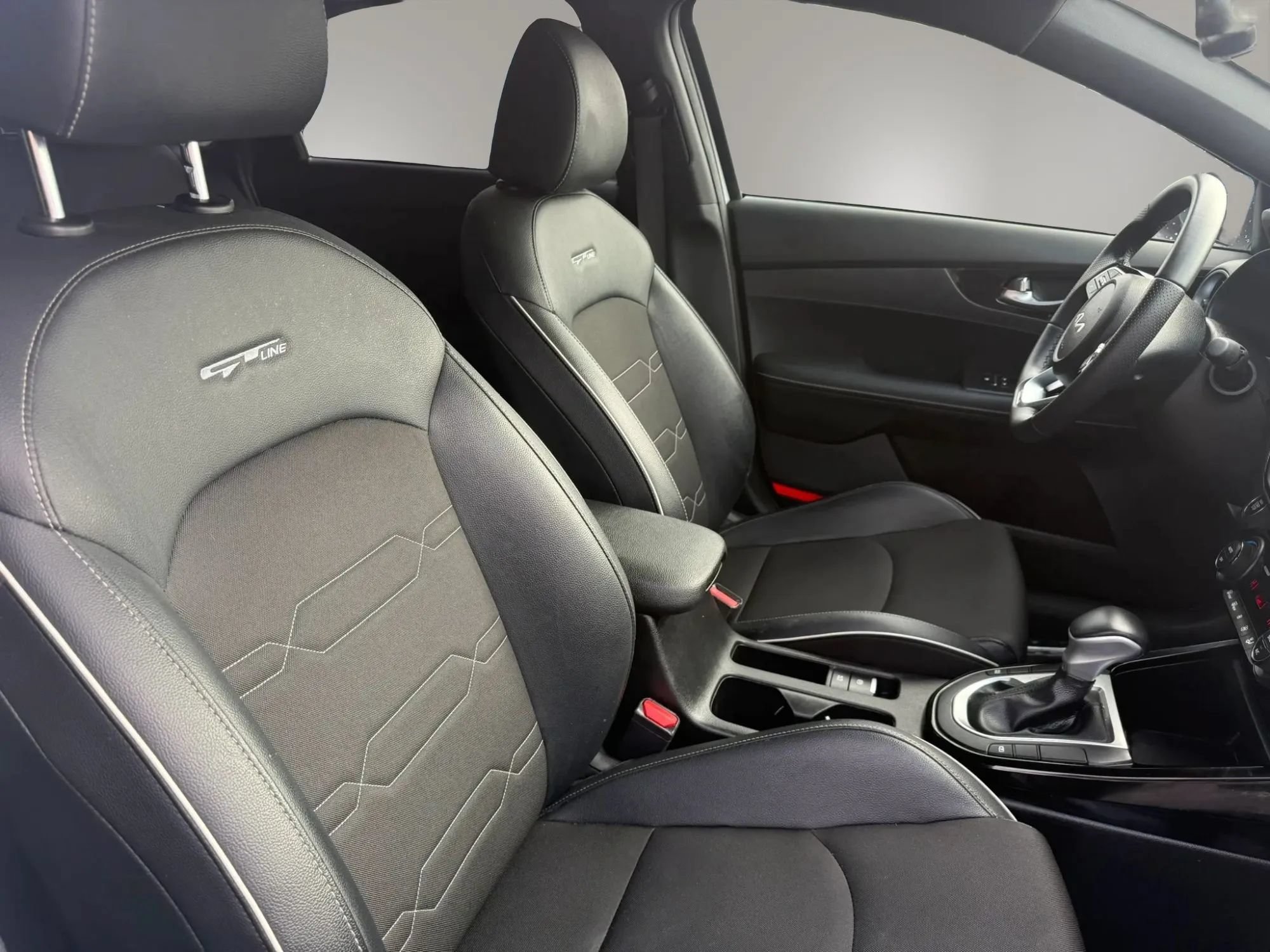 Used 2024 Kia Forte GT-Line FWD image 27