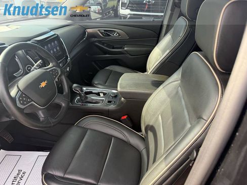 Used 2023 Chevrolet Traverse Premier w/ LPO, Floor Liner Package AWD/4WD image 18