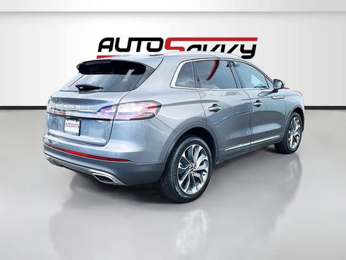 Used 2023 Lincoln Nautilus Reserve w/ Luxury Package AWD/4WD image 7