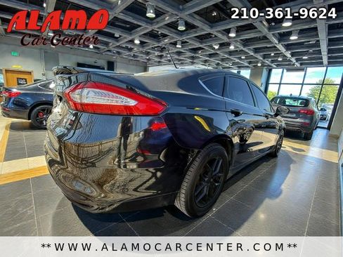 Used 2014 Ford Fusion SE w/ Equipment Group 201A image 6