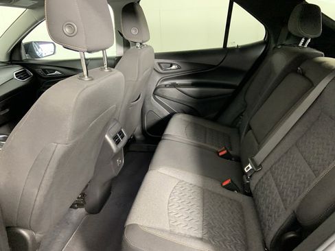 Used 2022 Chevrolet Equinox LT image 17