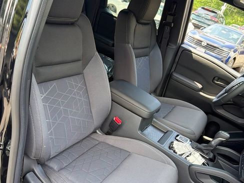 New 2026 Nissan Frontier SV AWD/4WD image 27