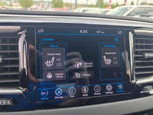 Used 2020 Chrysler Pacifica Touring-L Plus FWD image 14