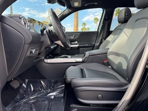 Certified 2024 Mercedes-Benz GLB 250 image 13