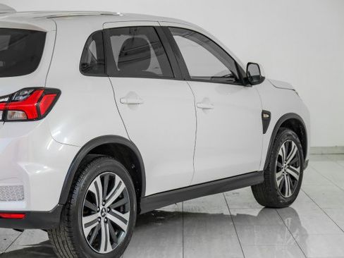 Used 2020 Mitsubishi Outlander Sport ES image 59