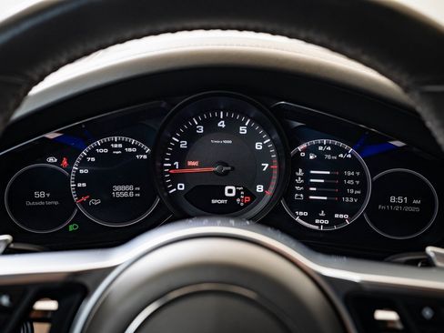 Used 2019 Porsche Cayenne image 33