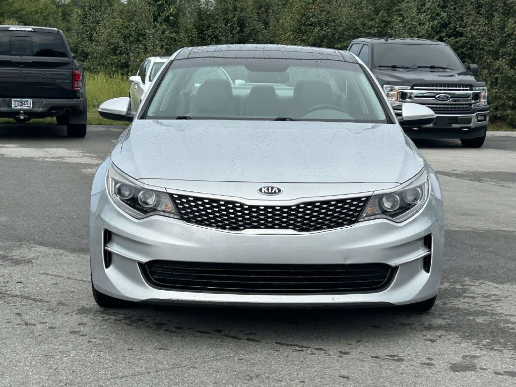 Used 2016 Kia Optima EX w/ Premium Package FWD image 2