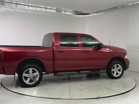 Used 2014 RAM 1500 Express AWD/4WD image 9