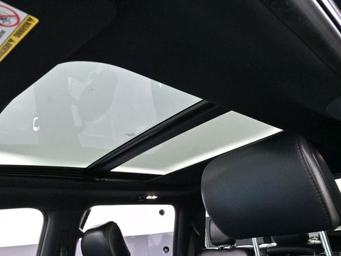 Used 2022 Ford F350 Platinum image 32