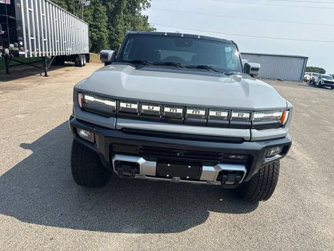 Used 2025 GMC Hummer EV 2X AWD/4WD image 8