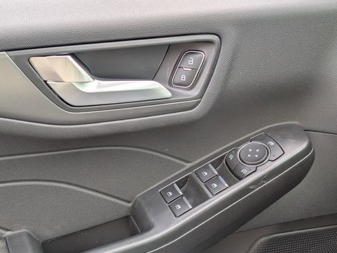 New 2026 Ford Escape SE image 21