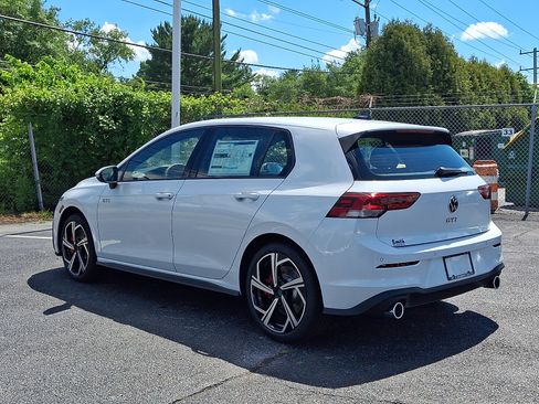 New 2026 Volkswagen GTI SE FWD image 3