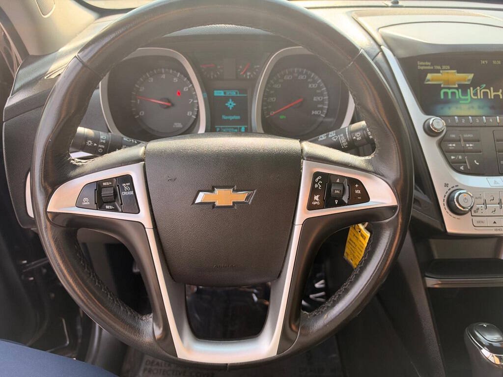 Used 2016 Chevrolet Equinox LTZ w/ Enhanced Convenience Package FWD image 12