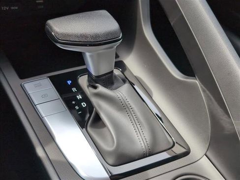 New 2026 Hyundai Elantra SE FWD image 15